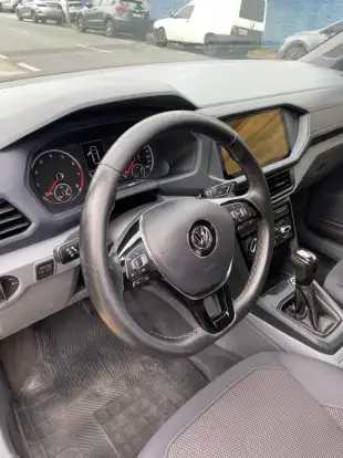 VOLKSWAGEN-T-CROSS-1.0 200 TSI TOTAL FLEX AUTOMÁTICO VOLKSWAGEN-T-CROSS-2021