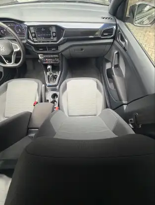 VOLKSWAGEN-T-CROSS-2023