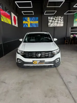 VOLKSWAGEN T-CROSS 1.0 200 TSI TOTAL FLEX COMFORTLINE AUTOMÁTICO