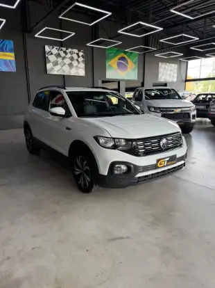 VOLKSWAGEN-T-CROSS-2021