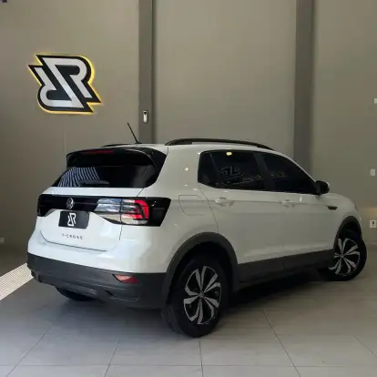 VOLKSWAGEN-T-CROSS-2022