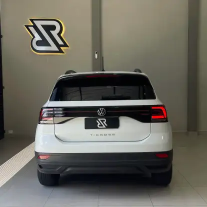 VOLKSWAGEN-T-CROSS-2022