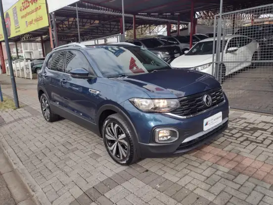 VOLKSWAGEN-T-CROSS-2021