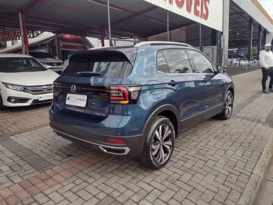 VOLKSWAGEN-T-CROSS-2021