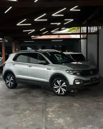 VOLKSWAGEN-T-CROSS-1.4 250 TSI TOTAL FLEX HIGHLINE AUTOMÁTICO VOLKSWAGEN-T-CROSS-2020