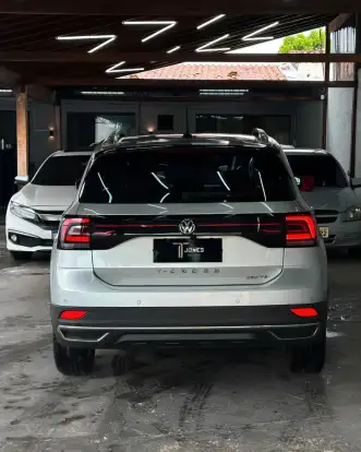 VOLKSWAGEN-T-CROSS-2020