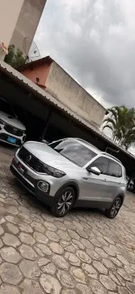 VOLKSWAGEN-T-CROSS-2021