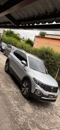 VOLKSWAGEN-T-CROSS-2021