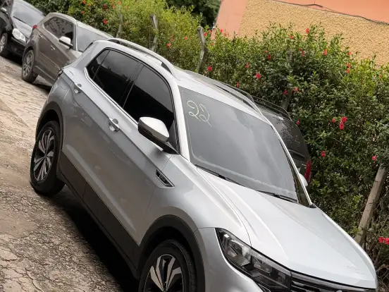 VOLKSWAGEN-T-CROSS-1.4 250 TSI TOTAL FLEX HIGHLINE AUTOMÁTICO VOLKSWAGEN-T-CROSS-2021