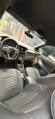VOLKSWAGEN-T-CROSS-2021
