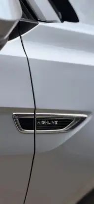 VOLKSWAGEN-T-CROSS-2021