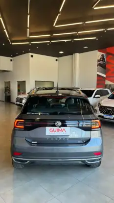 VOLKSWAGEN-T-CROSS-1.4 250 TSI TOTAL FLEX HIGHLINE AUTOMÁTICO VOLKSWAGEN-T-CROSS-2019
