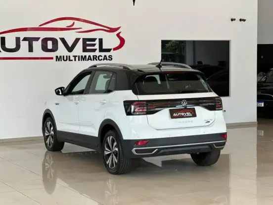 VOLKSWAGEN-T-CROSS-2021