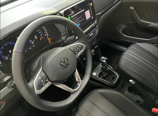VOLKSWAGEN-T-CROSS-2026