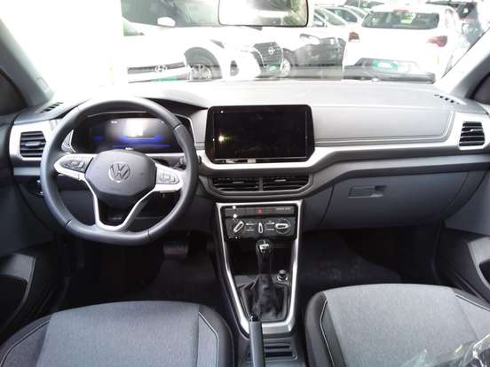 VOLKSWAGEN-T-CROSS-2025