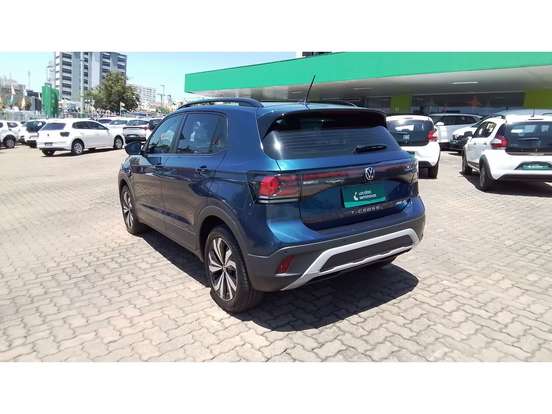 VOLKSWAGEN-T-CROSS-2025