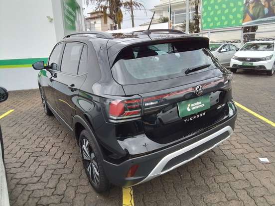 VOLKSWAGEN-T-CROSS-2024