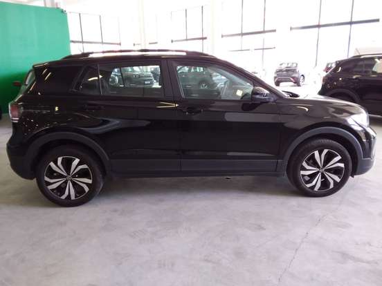 VOLKSWAGEN-T-CROSS-1.0 200 TSI TOTAL FLEX AUTOMÁTICO VOLKSWAGEN-T-CROSS-2025