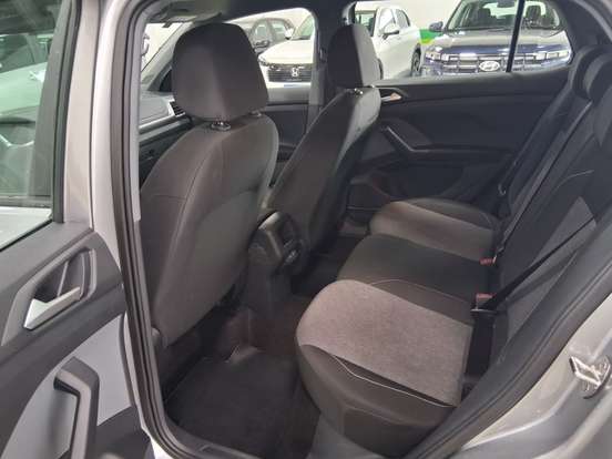 VOLKSWAGEN-T-CROSS-1.0 200 TSI TOTAL FLEX AUTOMÁTICO VOLKSWAGEN-T-CROSS-2025