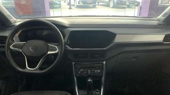 VOLKSWAGEN-T-CROSS-2024