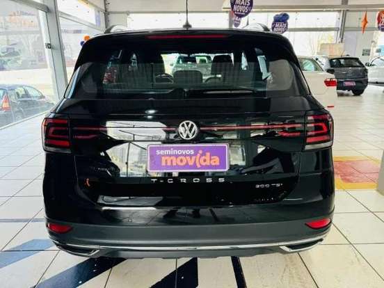 VOLKSWAGEN-T-CROSS-2024