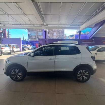 VOLKSWAGEN-T-CROSS-2024