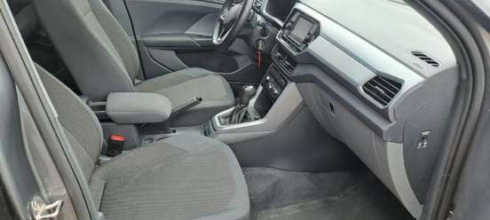 VOLKSWAGEN-T-CROSS-2024