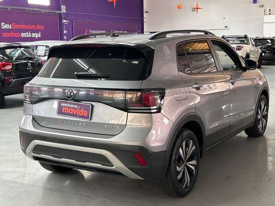 VOLKSWAGEN-T-CROSS-2024