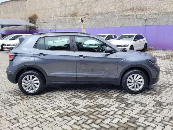 VOLKSWAGEN-T-CROSS-1.0 200 TSI TOTAL FLEX AUTOMÁTICO VOLKSWAGEN-T-CROSS-2025