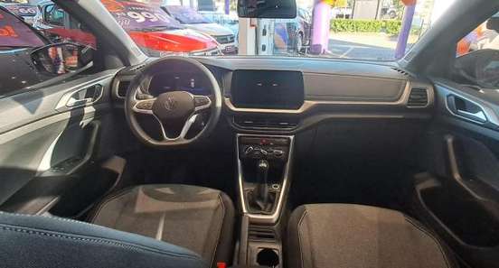 VOLKSWAGEN-T-CROSS-2025