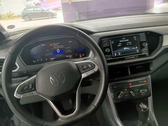 VOLKSWAGEN-T-CROSS-2024