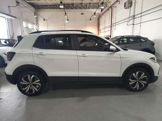 VOLKSWAGEN-T-CROSS-1.0 200 TSI TOTAL FLEX AUTOMÁTICO VOLKSWAGEN-T-CROSS-2024