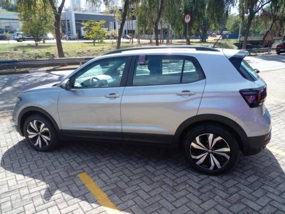 VOLKSWAGEN T-CROSS 1.0 200 TSI TOTAL FLEX AUTOMÁTICO