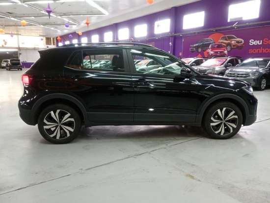 VOLKSWAGEN-T-CROSS-2024
