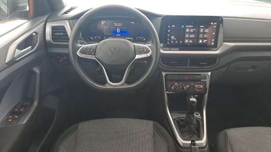 VOLKSWAGEN-T-CROSS-2024