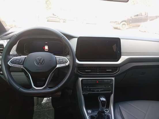 VOLKSWAGEN-T-CROSS-2024