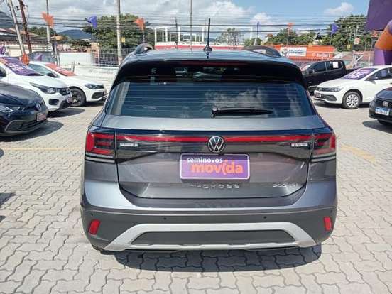 VOLKSWAGEN-T-CROSS-2024
