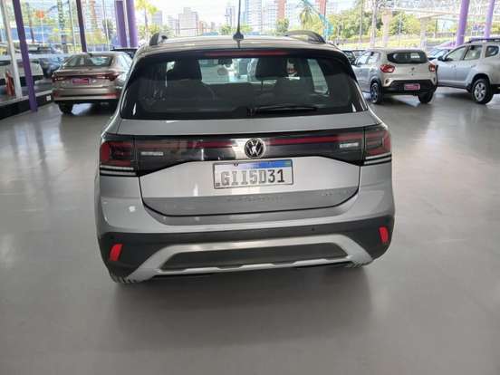 VOLKSWAGEN-T-CROSS-2025