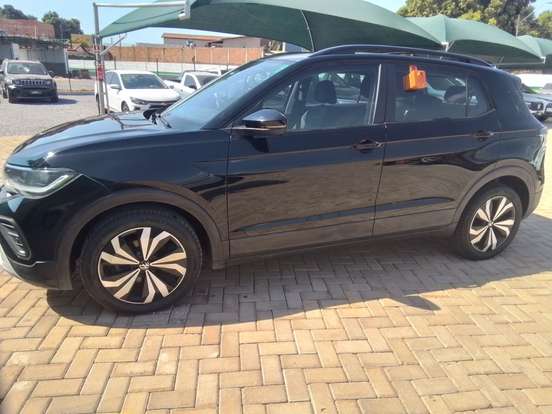VOLKSWAGEN-T-CROSS-2024