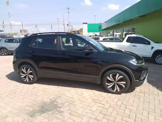 VOLKSWAGEN-T-CROSS-2024