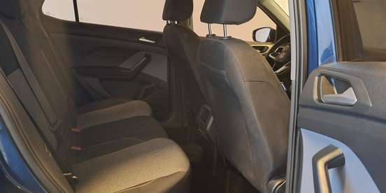 VOLKSWAGEN-T-CROSS-2024
