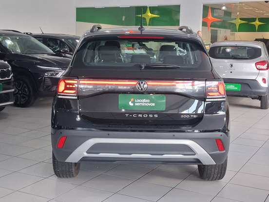 VOLKSWAGEN-T-CROSS-2025