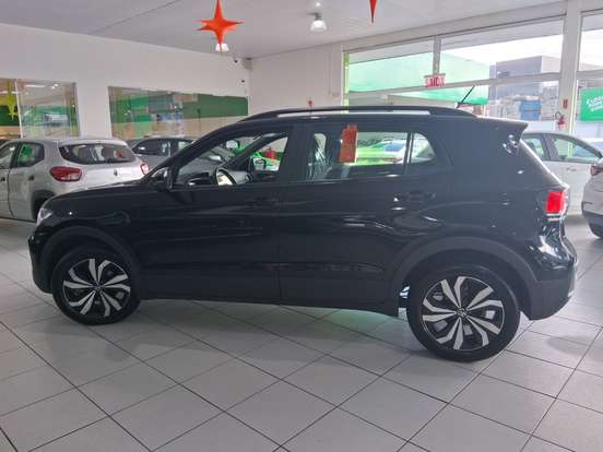VOLKSWAGEN-T-CROSS-2025