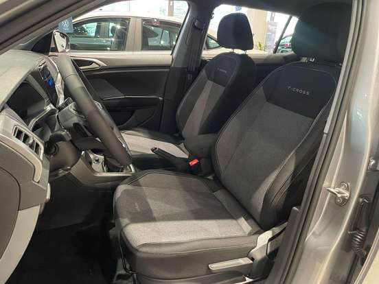 VOLKSWAGEN-T-CROSS-2026