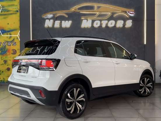 VOLKSWAGEN-T-CROSS-2024