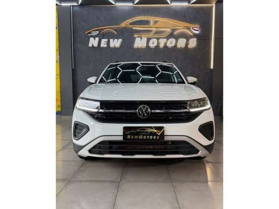 VOLKSWAGEN-T-CROSS-1.0 200 TSI TOTAL FLEX AUTOMÁTICO VOLKSWAGEN-T-CROSS-2024