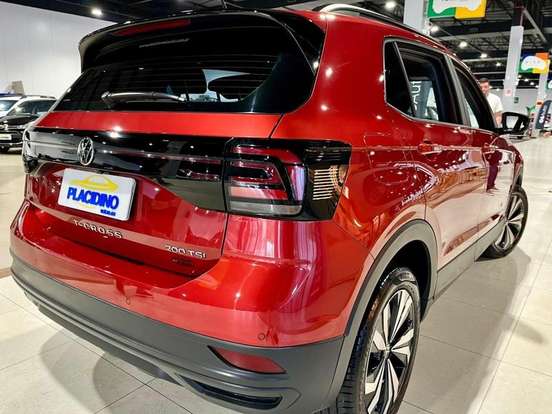 VOLKSWAGEN-T-CROSS-2024
