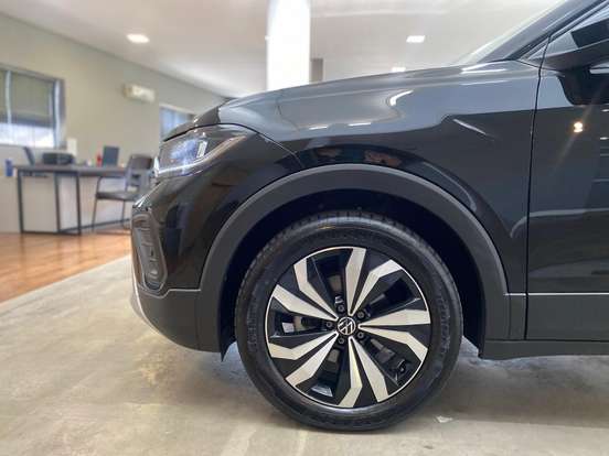 VOLKSWAGEN-T-CROSS-2025