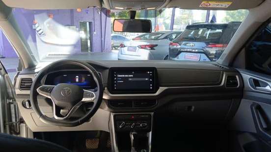 VOLKSWAGEN-T-CROSS-2024