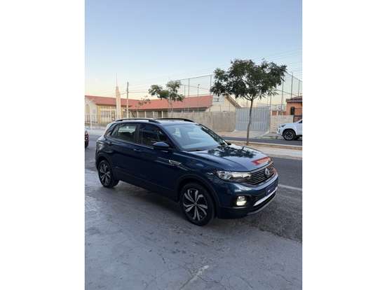 VOLKSWAGEN-T-CROSS-2021